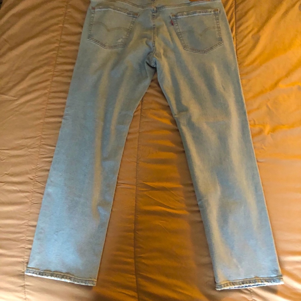 Levi’s 541 36/32 athletic fit.